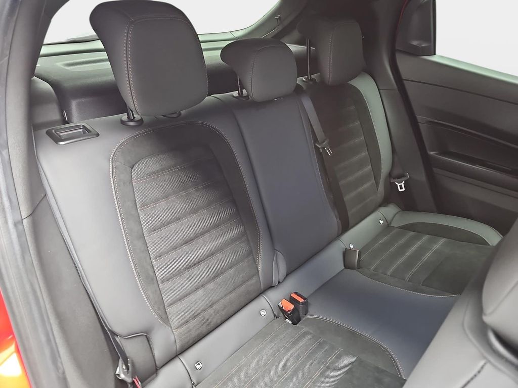 Alfa Romeo Junior 2025