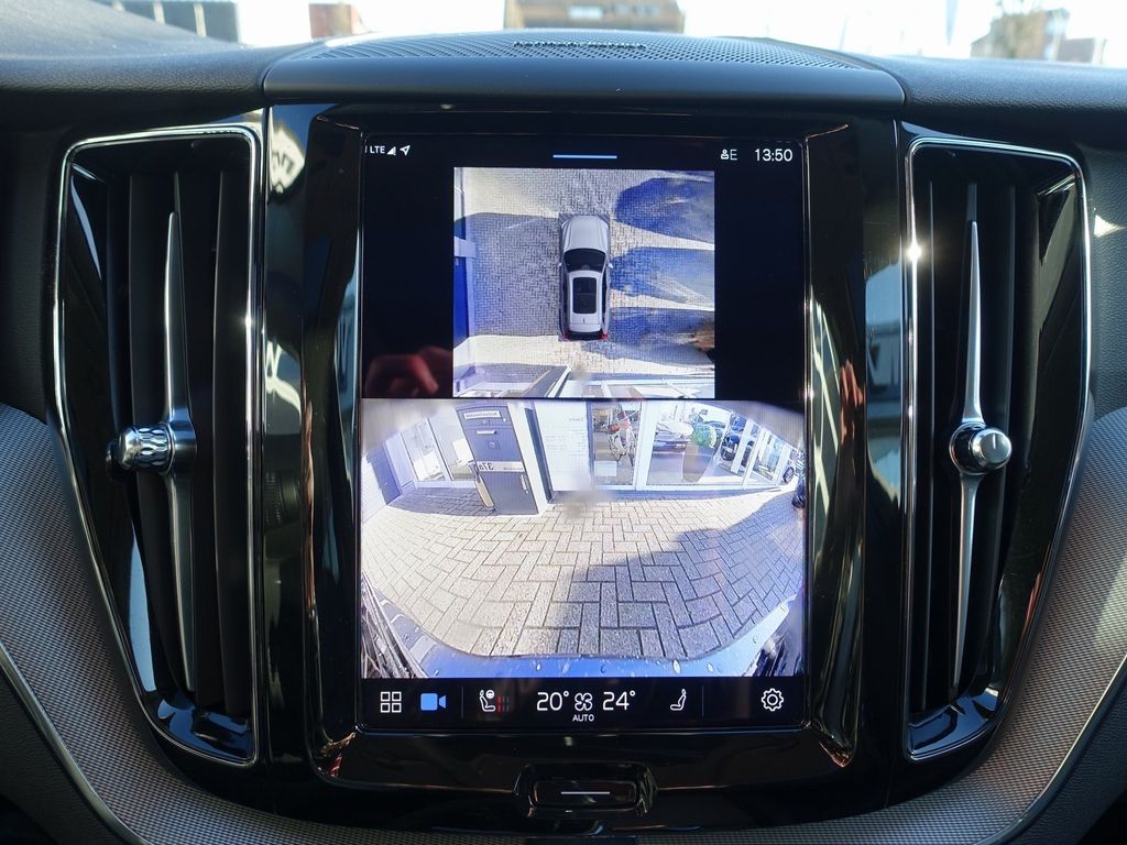 Volvo XC60 2025