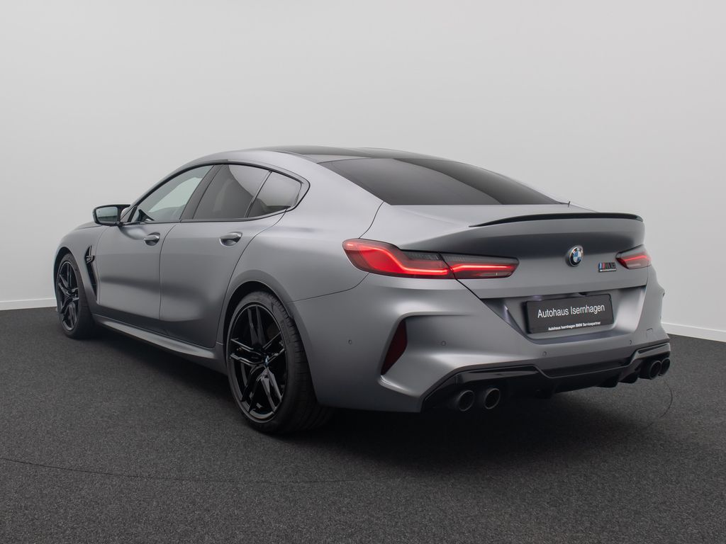 BMW M8 2022