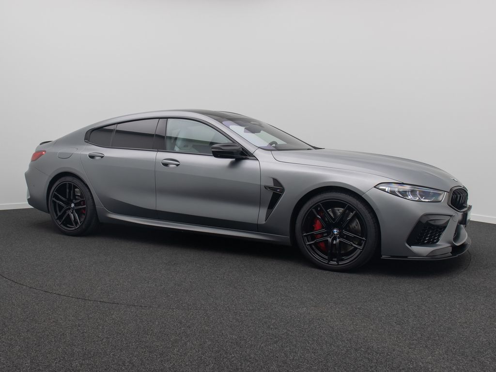 BMW M8 2022