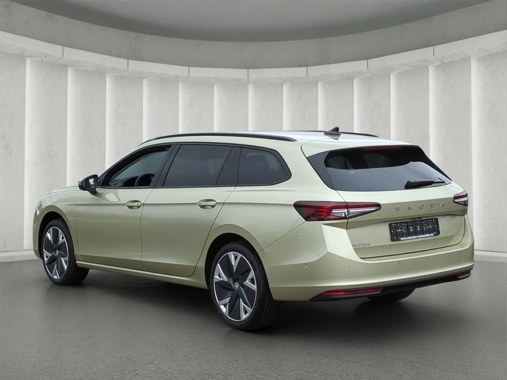 Skoda Superb 2025