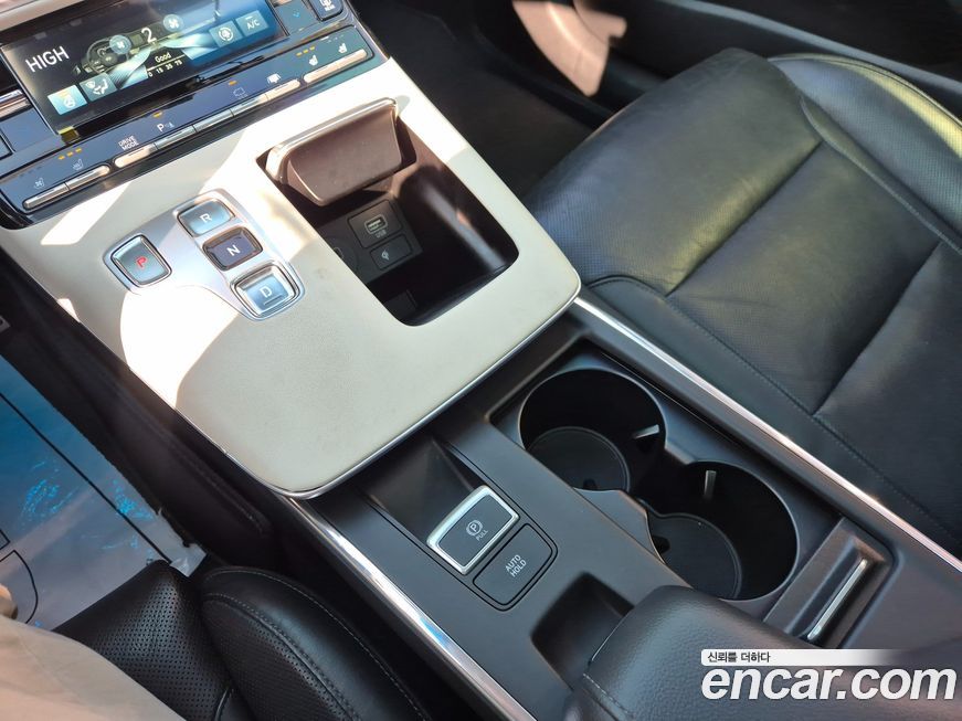 Hyundai Grandeur 2020