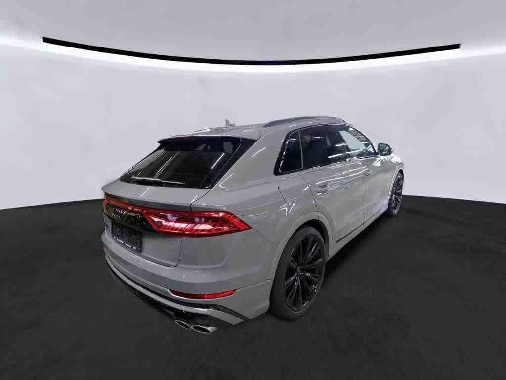 Audi SQ8 2021