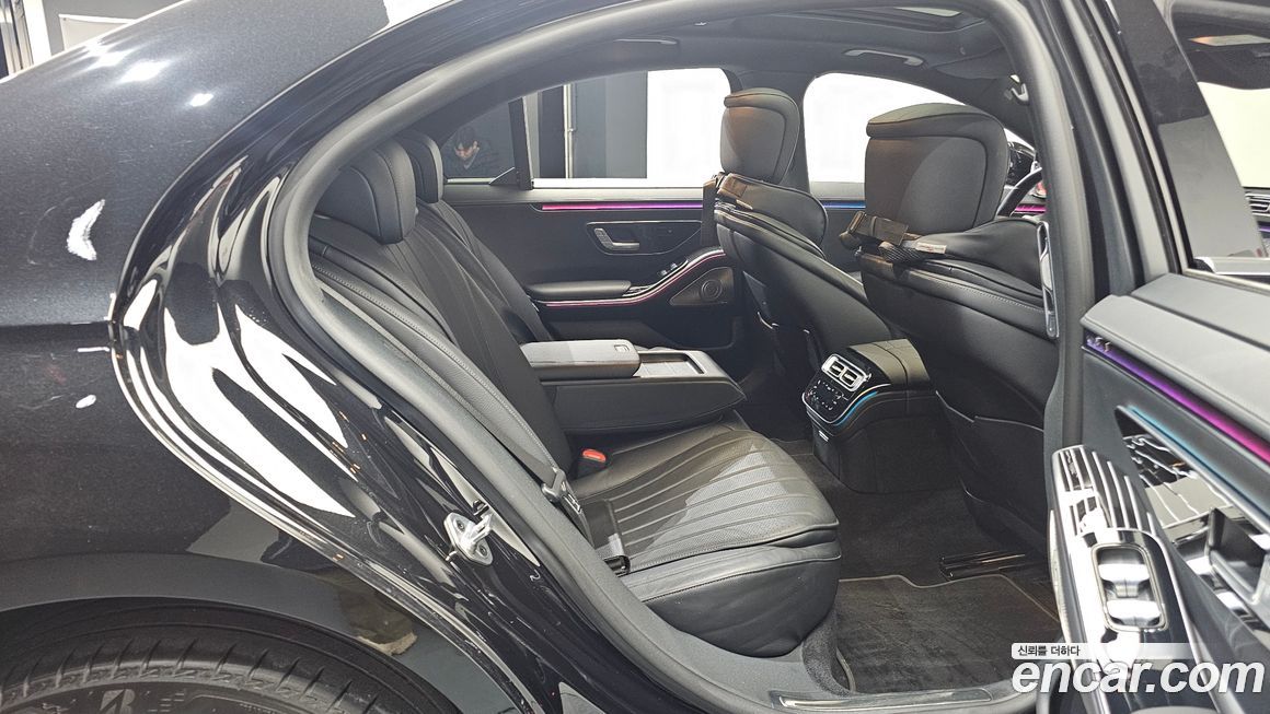 Mercedes-Benz S-Class 2022