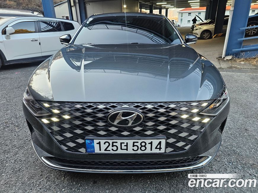 Hyundai Grandeur 2022