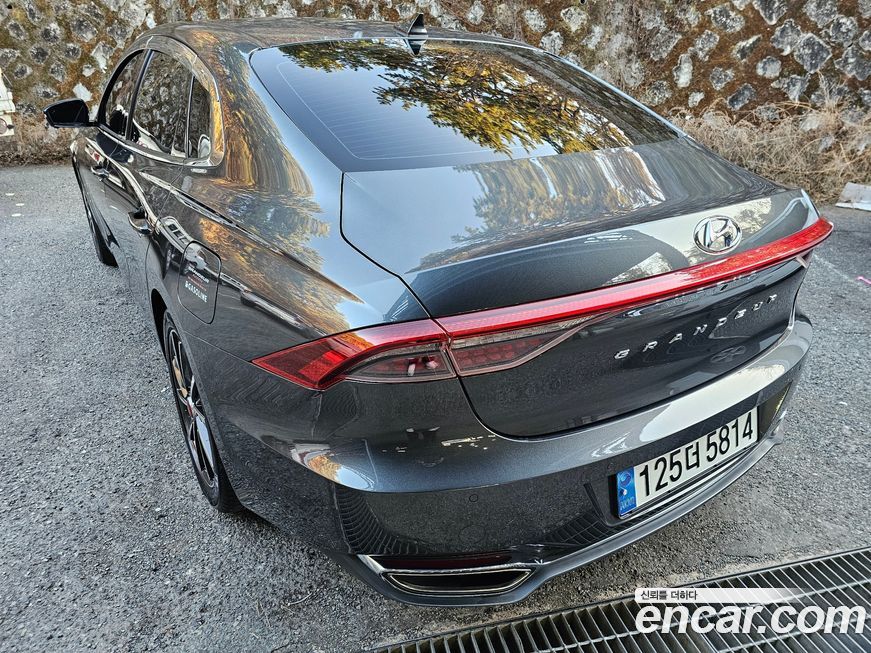 Hyundai Grandeur 2022