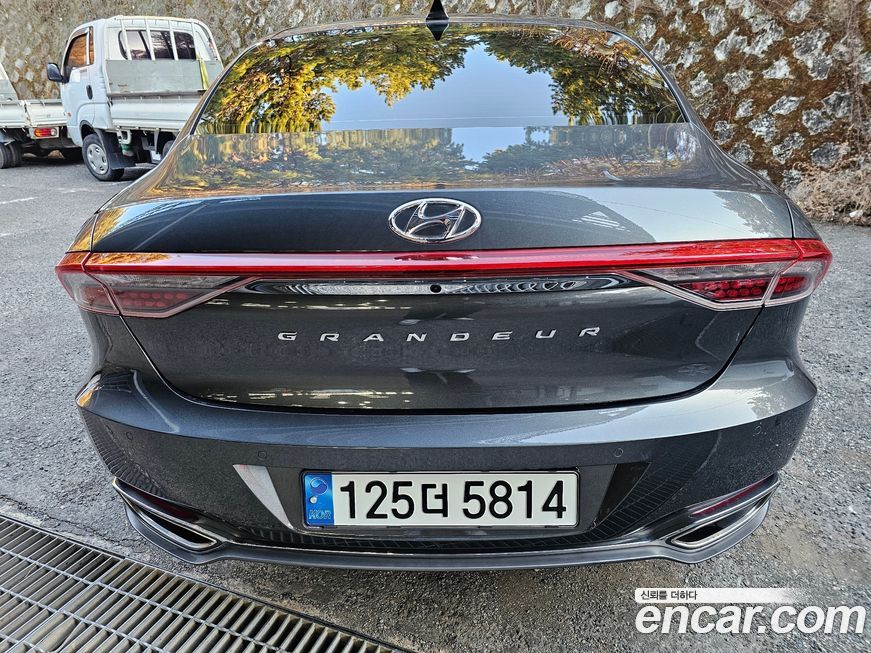 Hyundai Grandeur 2022