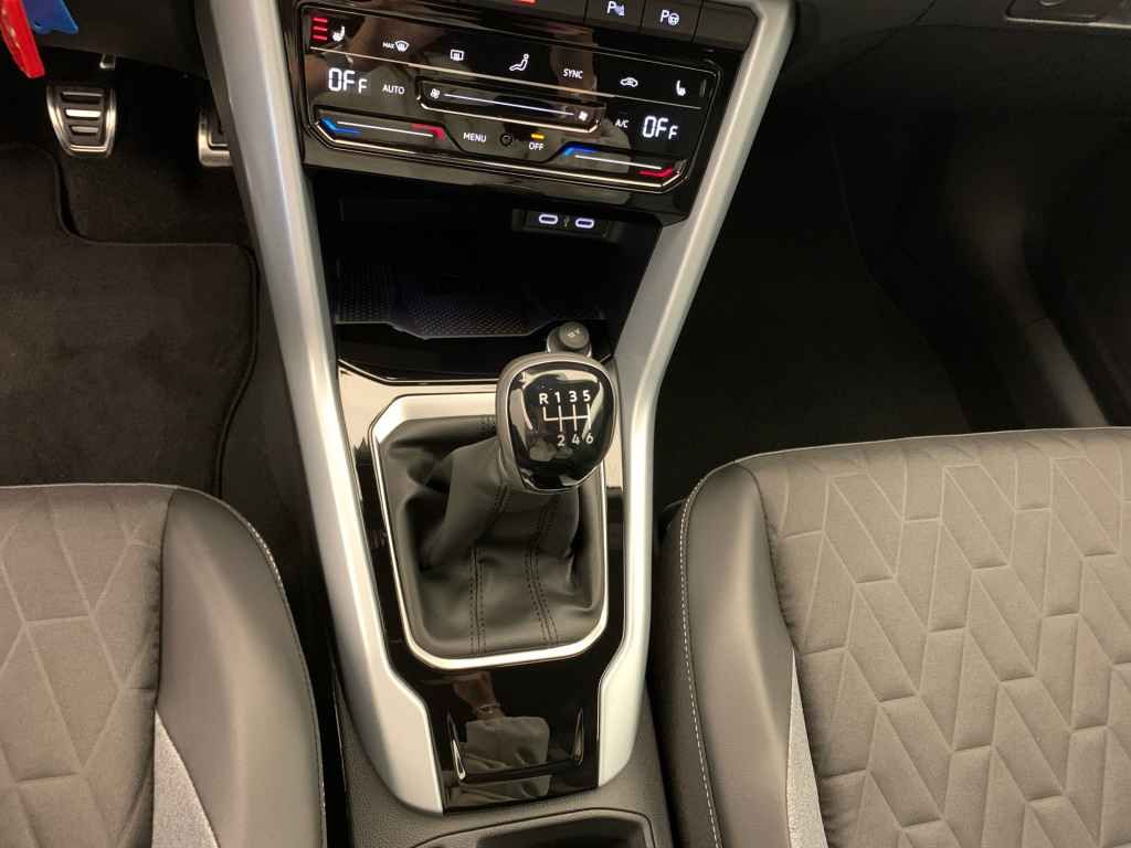 Volkswagen T-Roc 2025