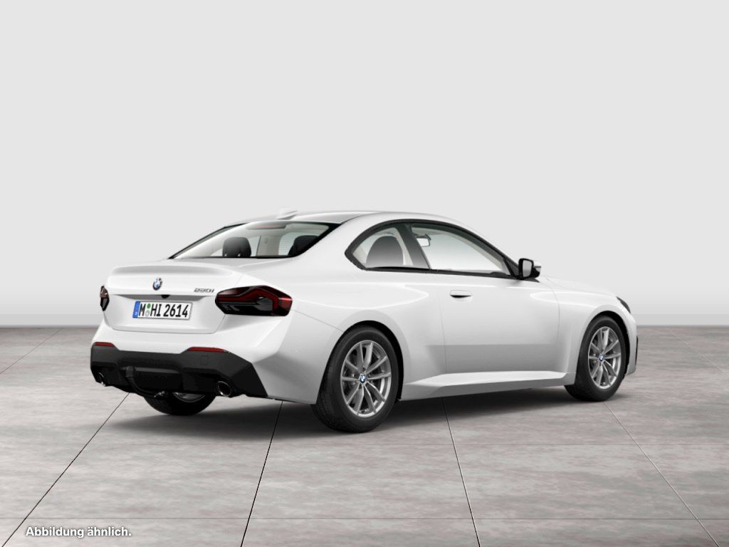 BMW 220 2023