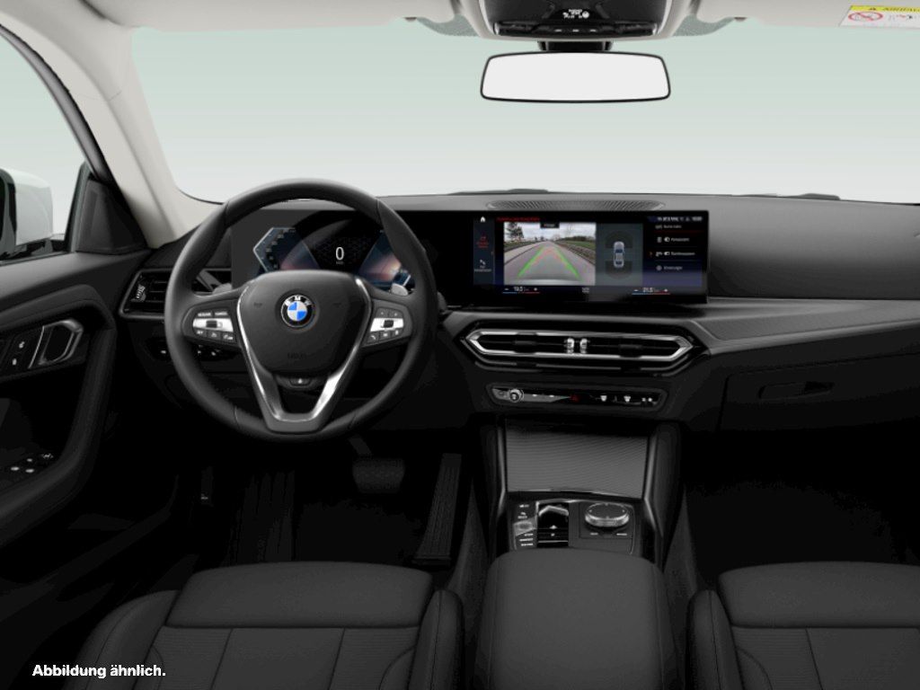 BMW 220 2023