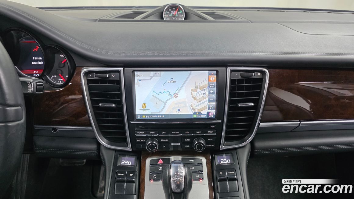 Porsche Panamera 2010