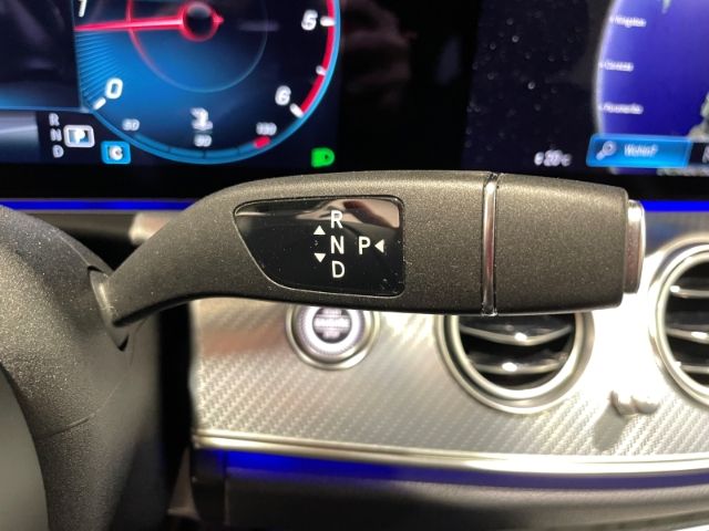 Mercedes-Benz E 220 2021