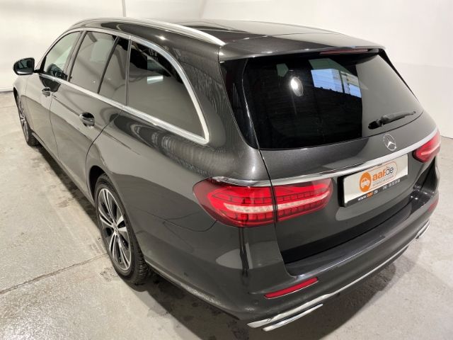 Mercedes-Benz E 220 2021