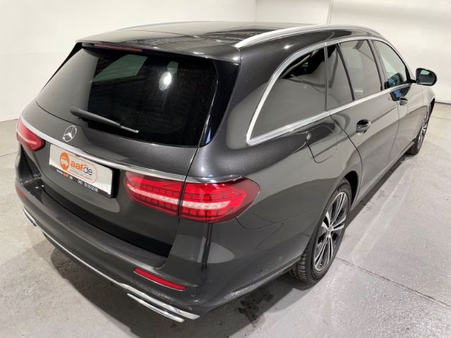 Mercedes-Benz E 220 2021
