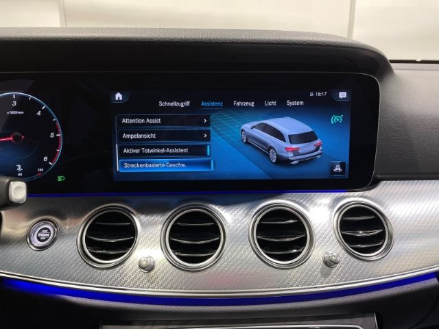 Mercedes-Benz E 220 2021