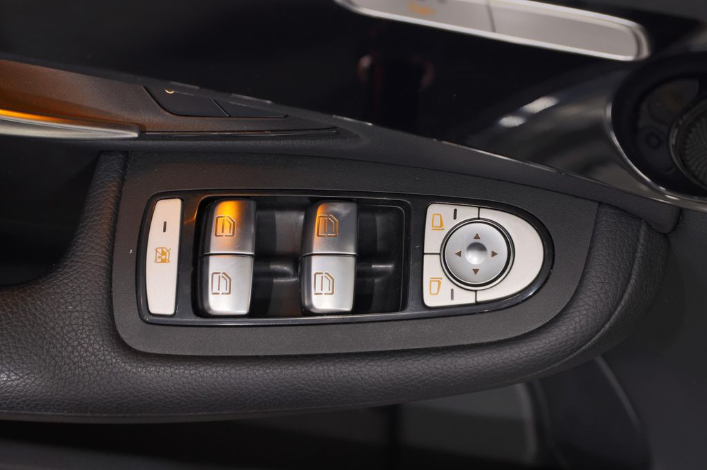 Mercedes-Benz C 200 2021