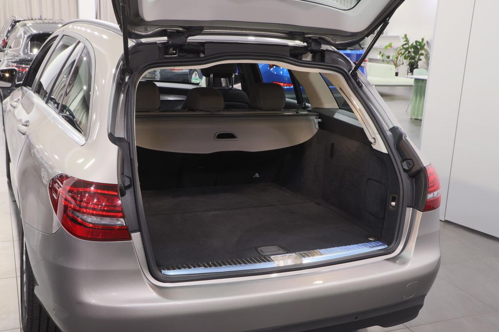 Mercedes-Benz C 200 2021