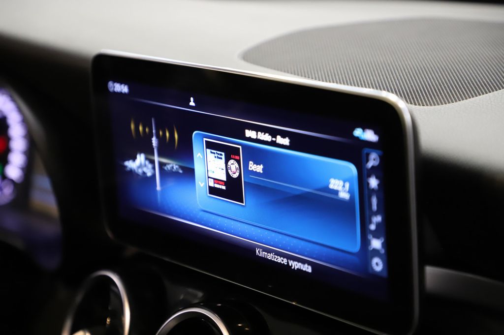 Mercedes-Benz C 200 2021