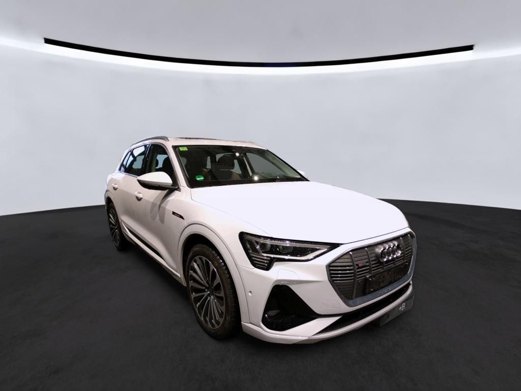 Audi e-tron 2022