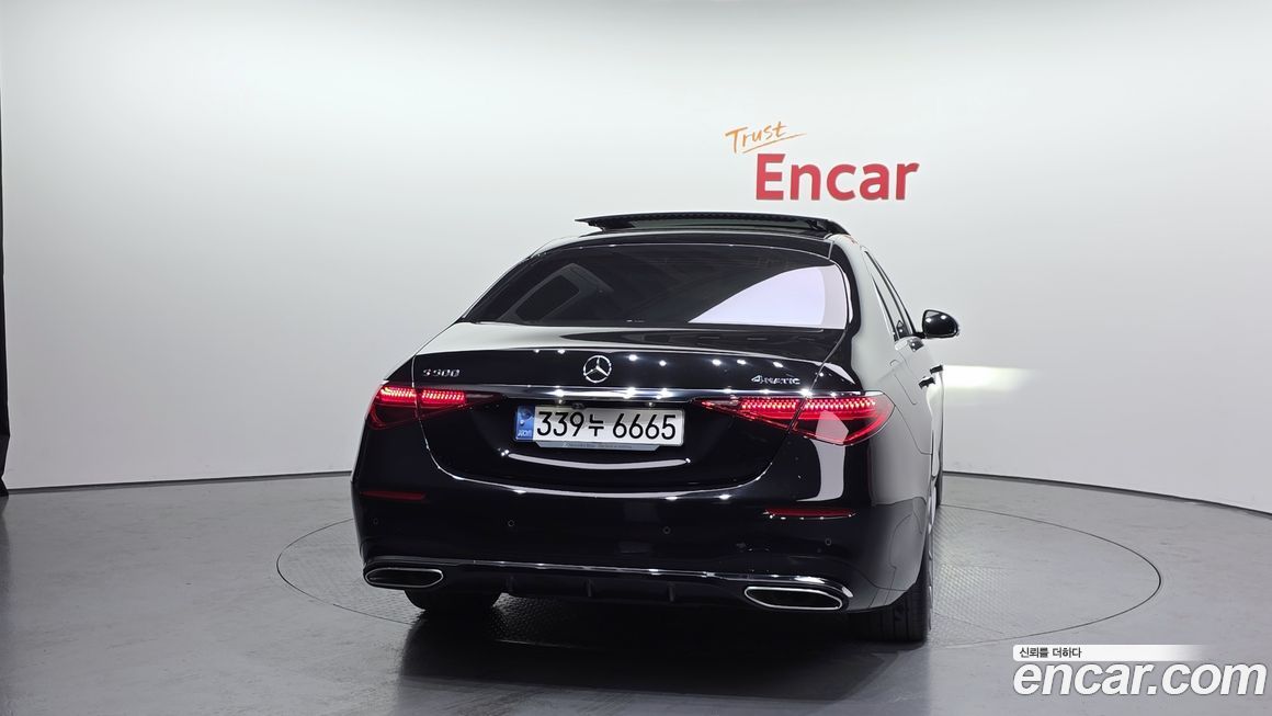 Mercedes-Benz S-Class 2021