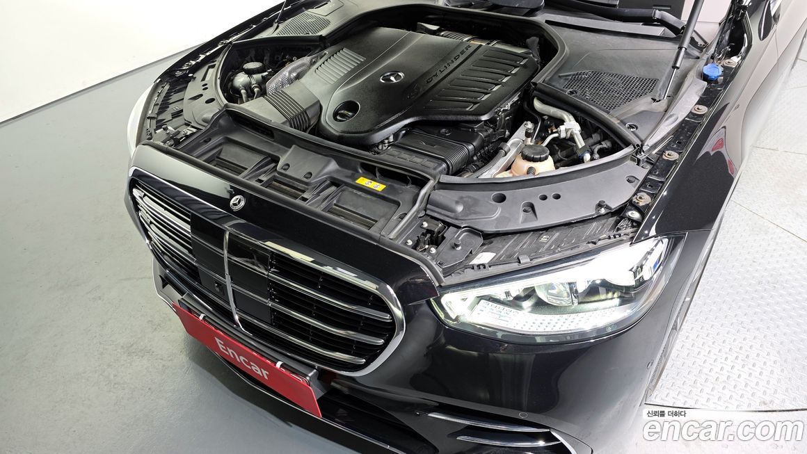 Mercedes-Benz S-Class 2021