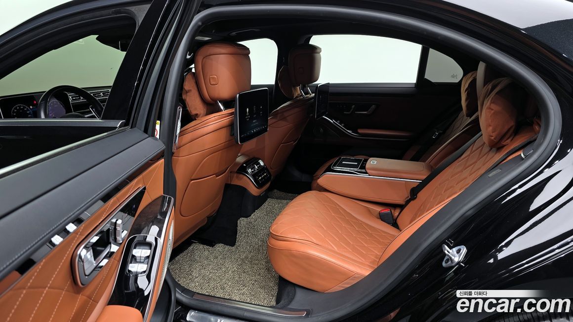 Mercedes-Benz S-Class 2021