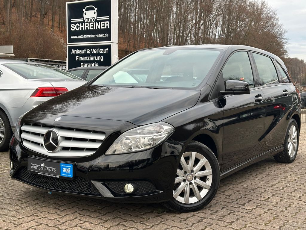 Mercedes-Benz B 180 2014
