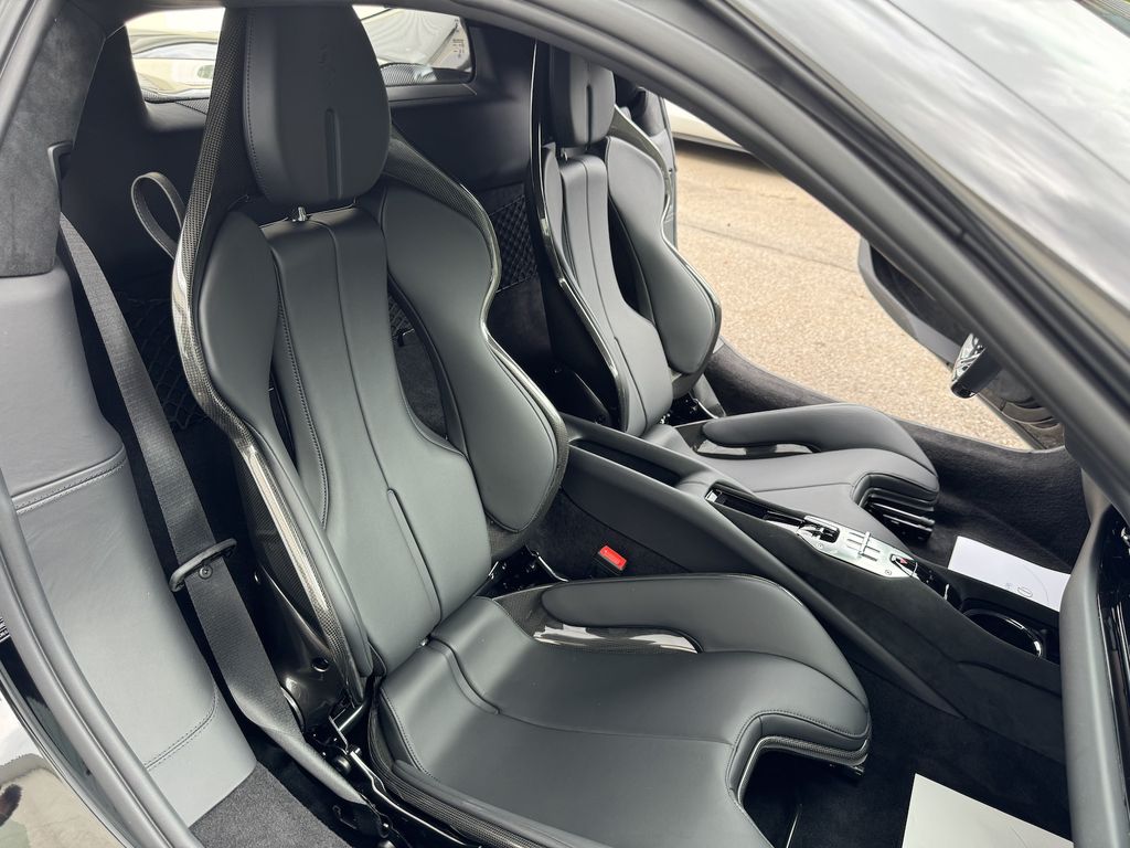 Ferrari 296 GTB 2023