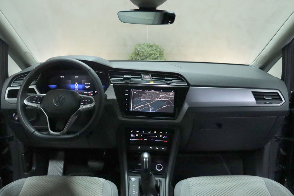Volkswagen Touran 2023