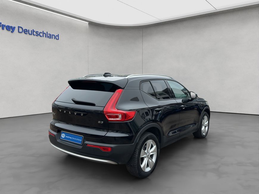 Volvo XC40 2024