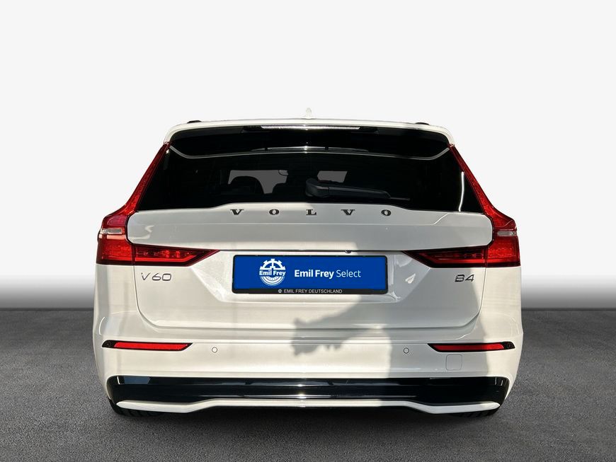 Volvo V60 2025