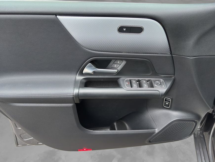 Mercedes-Benz B 250 2022