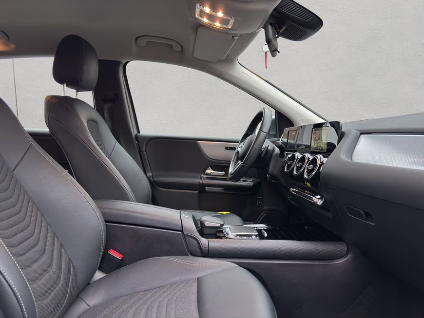 Mercedes-Benz B 250 2022