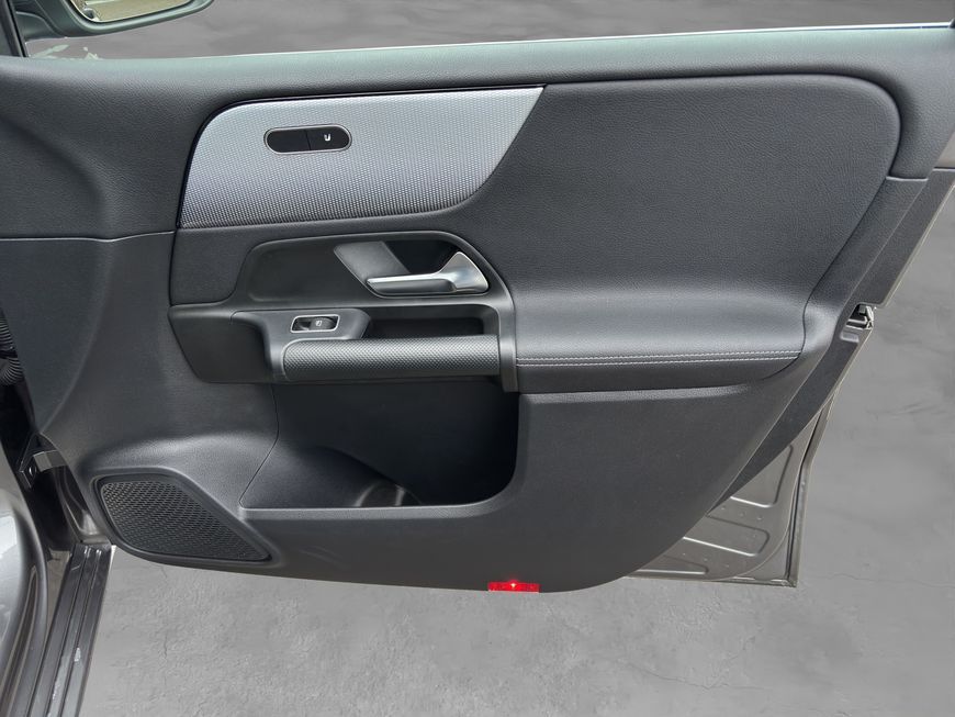 Mercedes-Benz B 250 2022