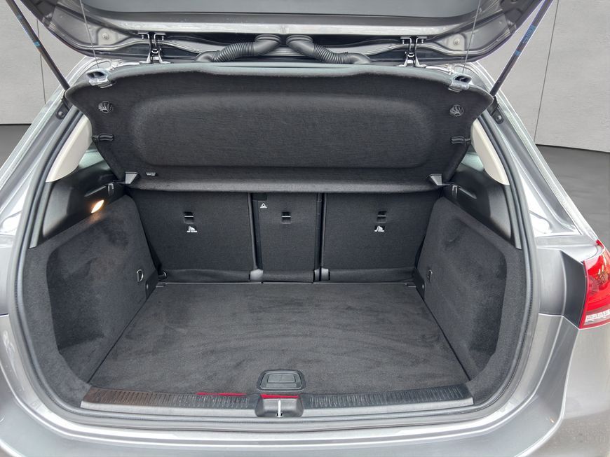 Mercedes-Benz B 250 2022