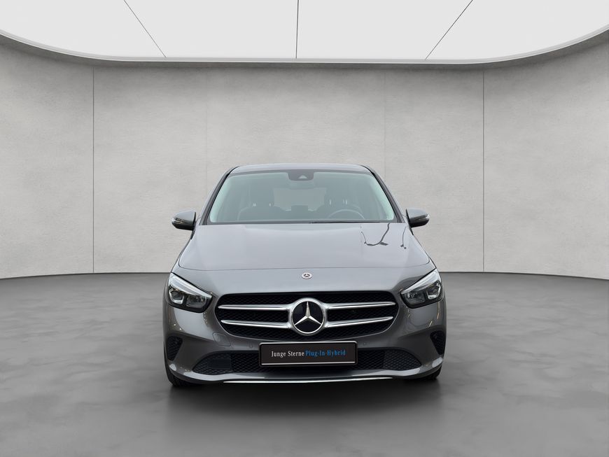 Mercedes-Benz B 250 2022