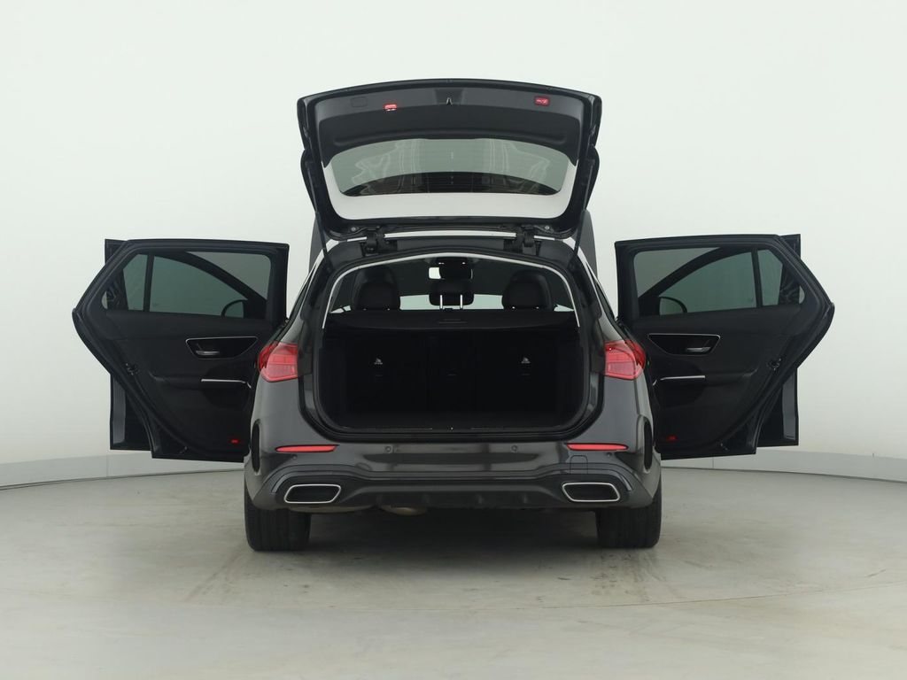 Mercedes-Benz C 300 2023