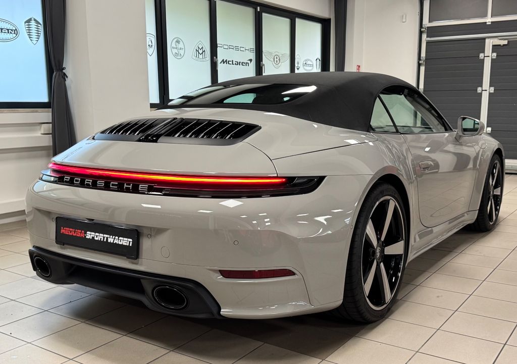 Porsche 992 2025