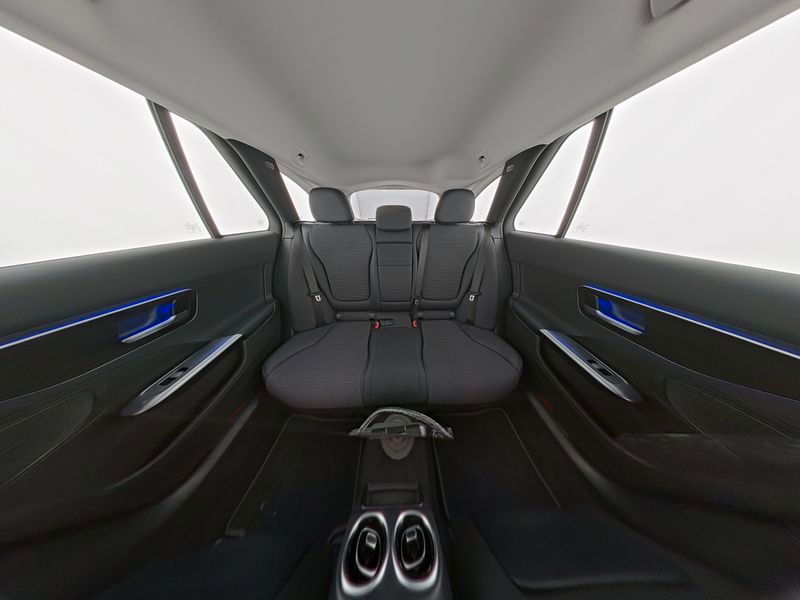 Mercedes-Benz C 200 2024