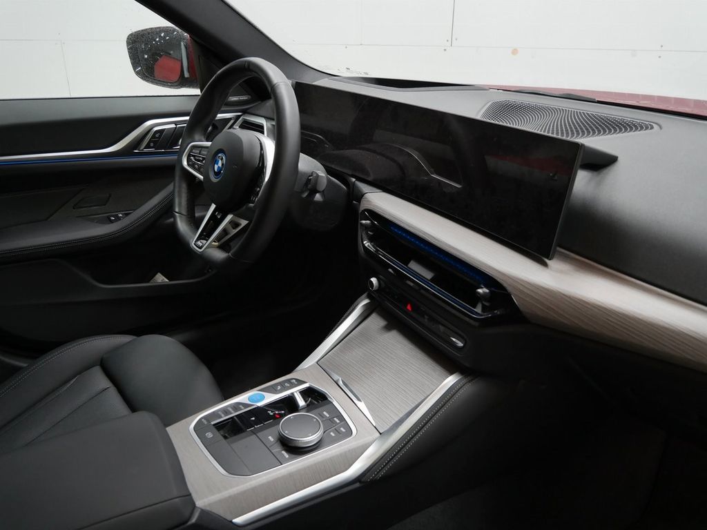 BMW i4 2024