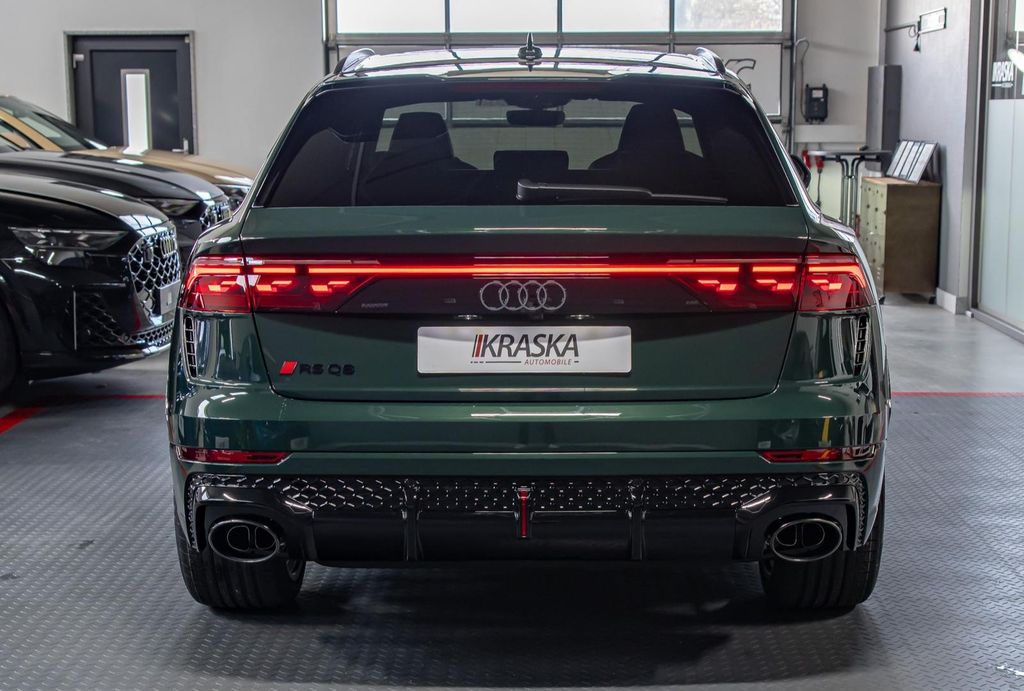 Audi RSQ8 2025
