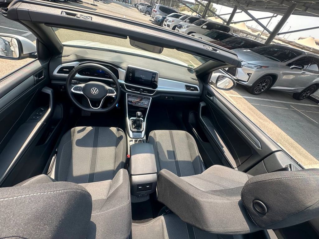 Volkswagen T-Roc 2023