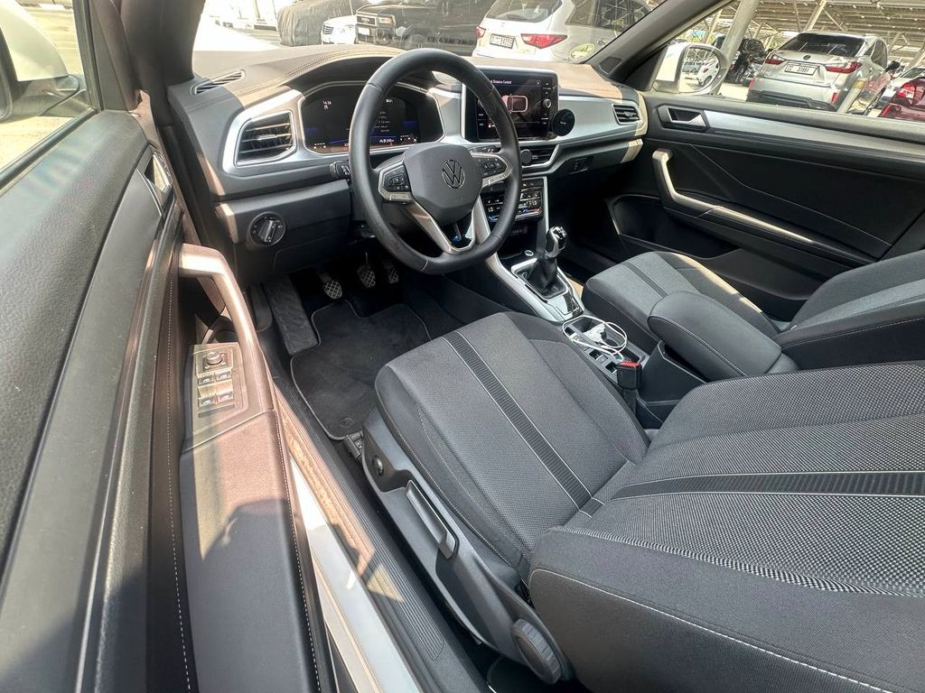 Volkswagen T-Roc 2023