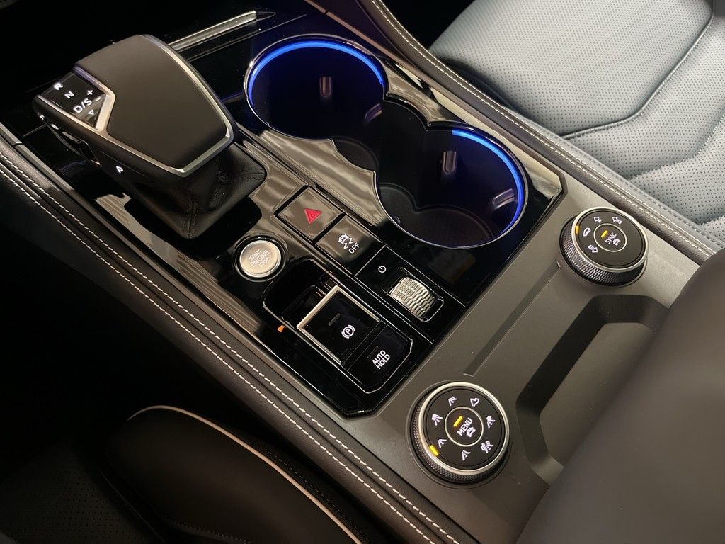 Volkswagen Touareg 2025