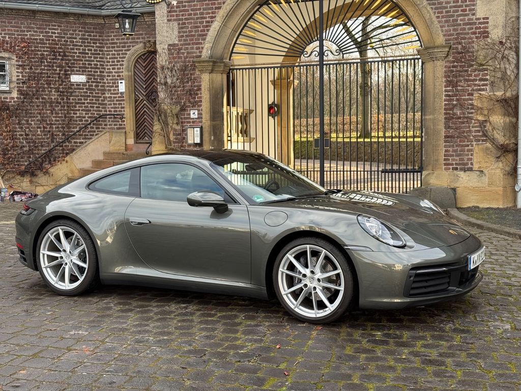 Porsche 992 2023