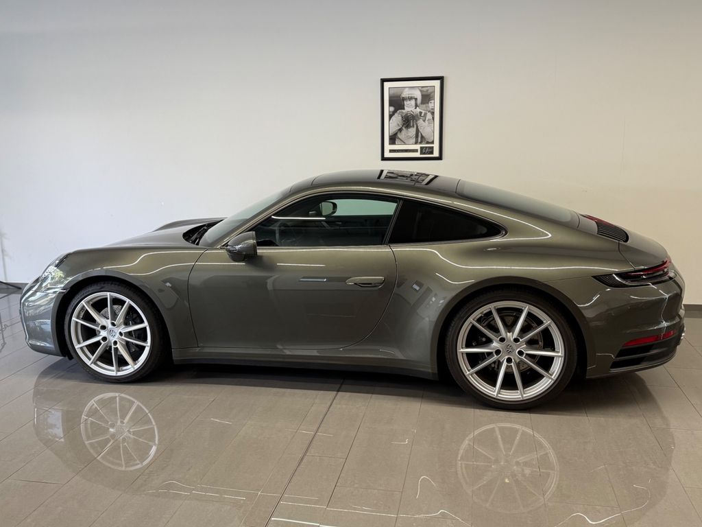 Porsche 992 2023