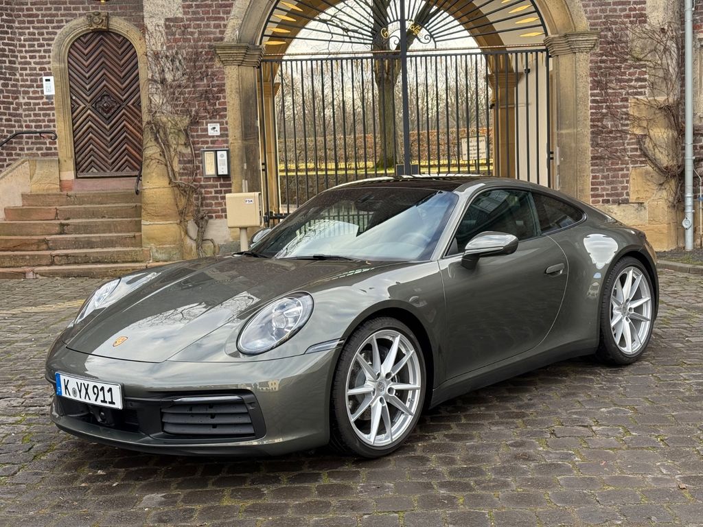Porsche 992 2023