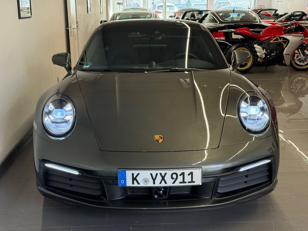 Porsche 992 2023