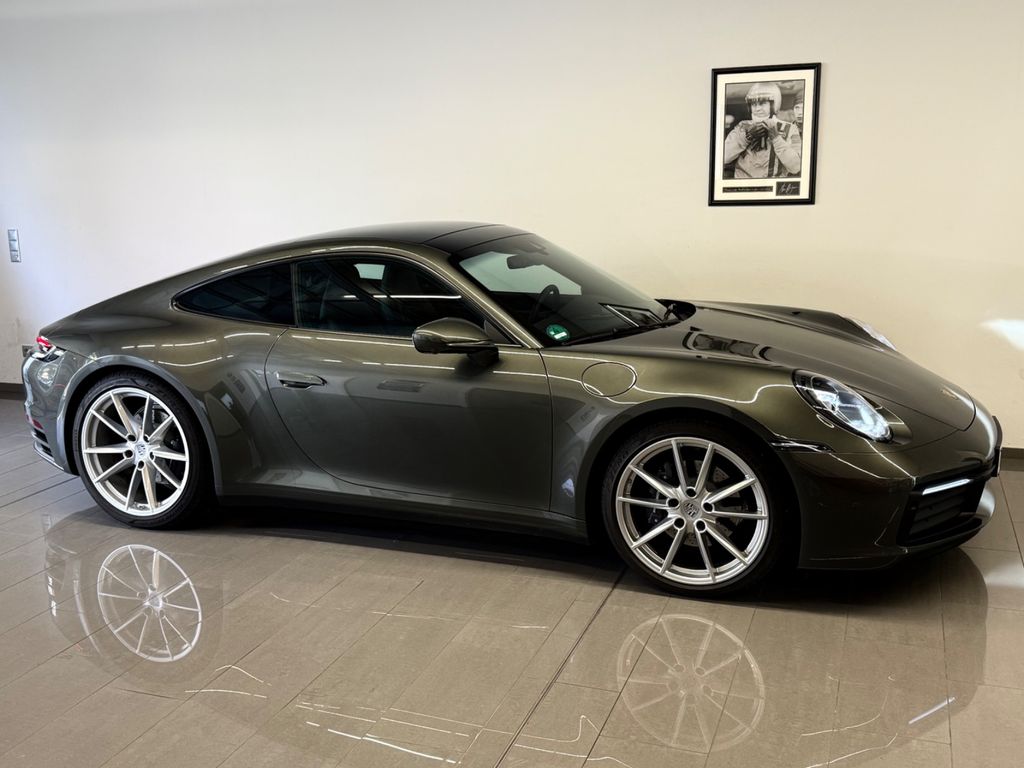 Porsche 992 2023