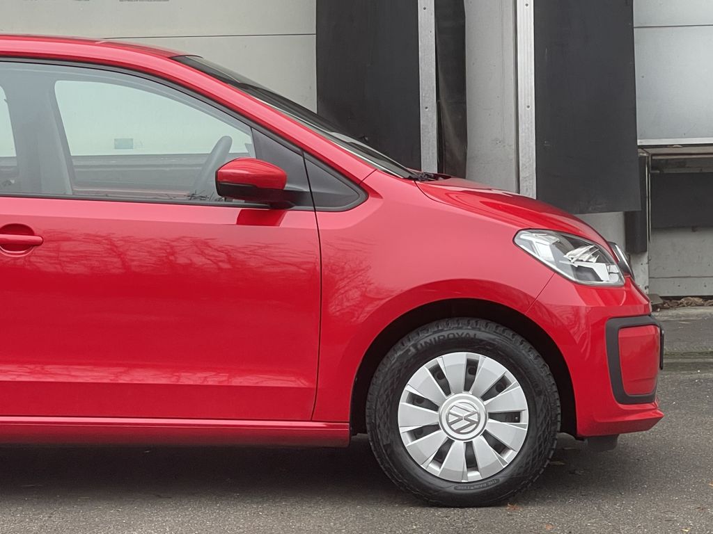 Volkswagen up! 2018